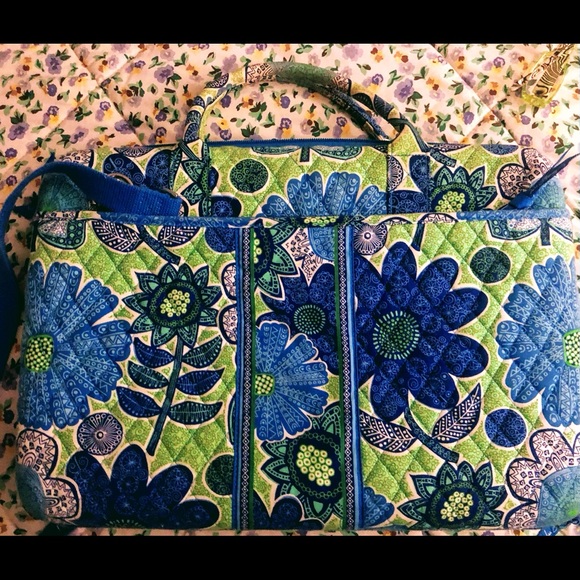 Computer case, holds full size computer. Zipper. - Picture 1 of 2